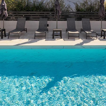 Poolside Apartments Anabella Baska  Ngoại thất bức ảnh