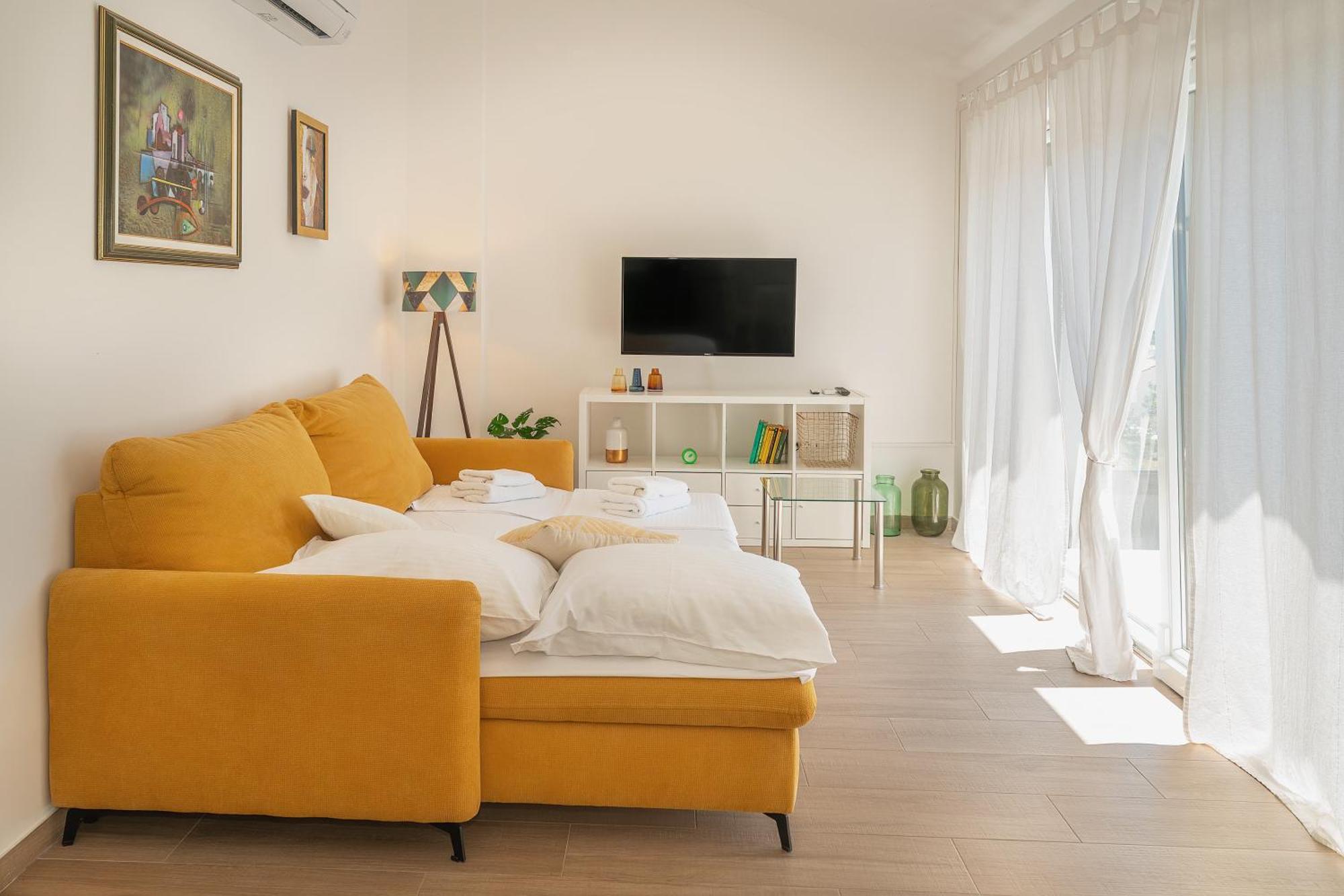 Poolside Apartments Anabella Baska  Ngoại thất bức ảnh
